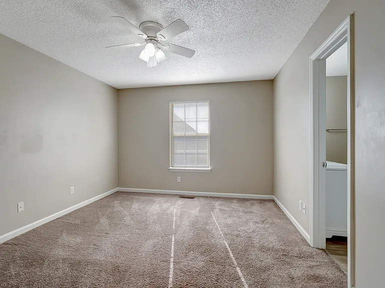 1113 Odom Ct — Photo 28