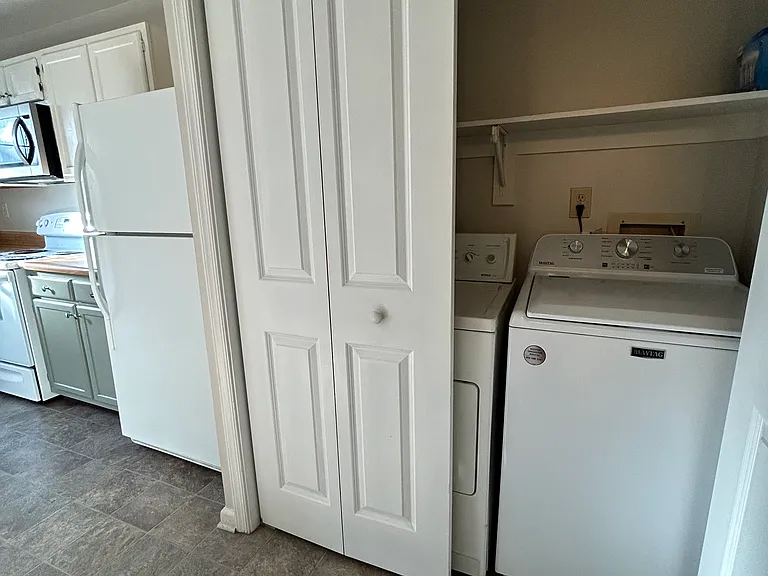 4664 Genoa Cir — Photo 6