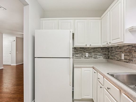 4th image of 7241 Highway 70 S APT 108