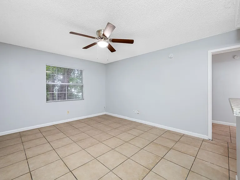 5113 N Nebraska Ave — Photo 36