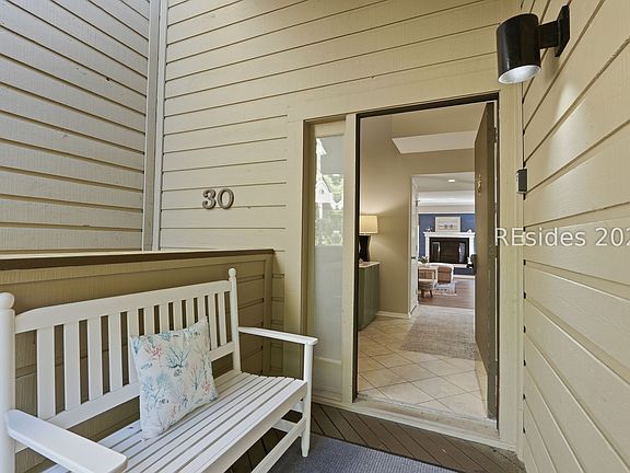 3rd image of 25 Carnoustie Rd APT 30
