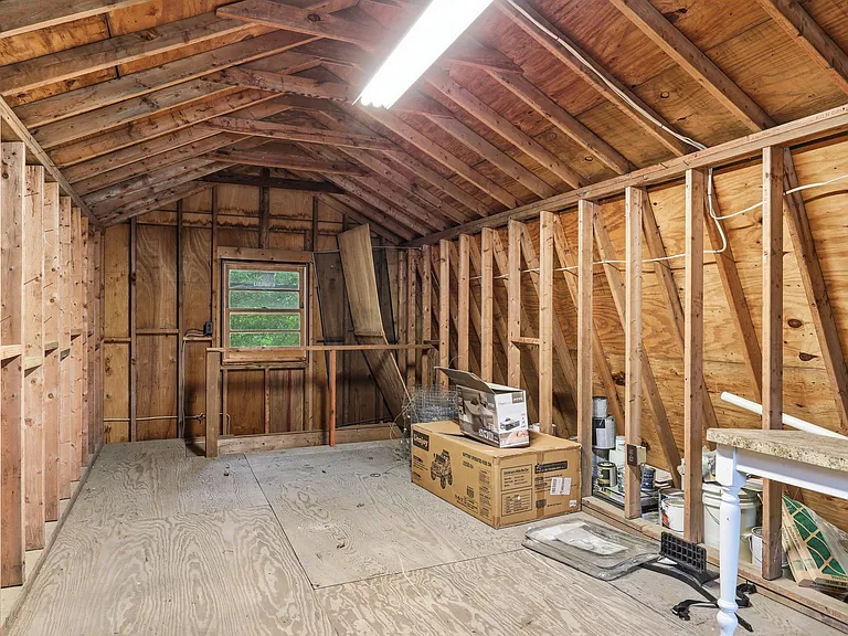 1407 Midgett Dr — Photo 33