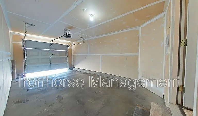 2460 Wheeler Dr #B — Photo 19