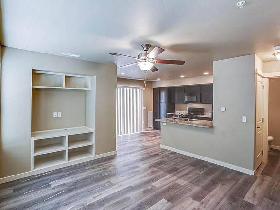 4th image of 205 Meadowview Ln #10753844