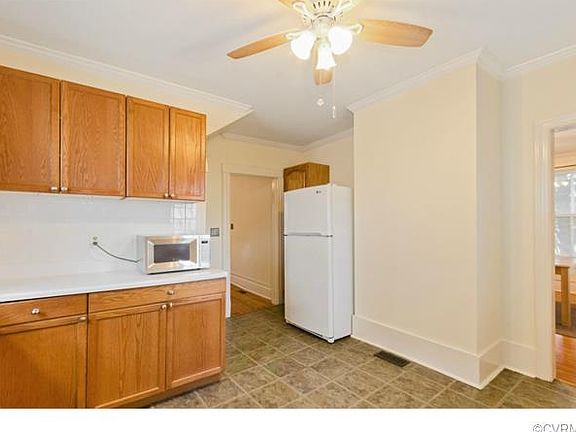 3rd image of 100 N Holly Ave