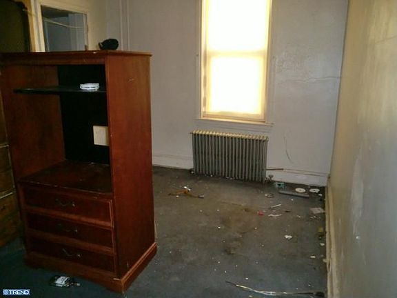 3rd image of 5529 W Girard Ave