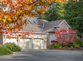 88791 Hull Loop, Bandon, OR 97411