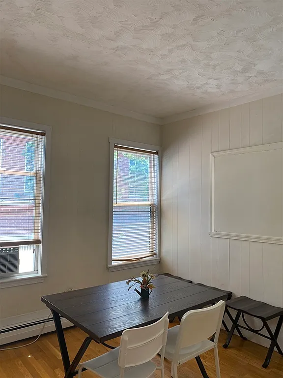 3 bed, 1350 sqft, $3,500 — Photo 4