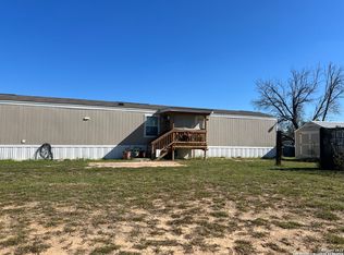 720 SANCHES AVE, Pleasanton, TX 78064