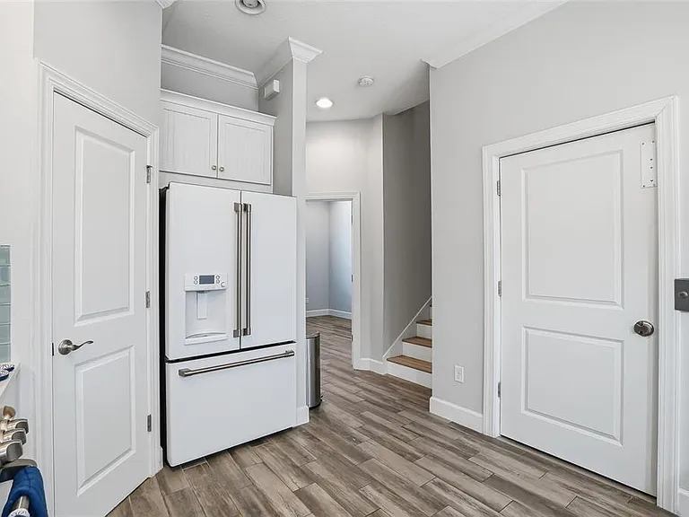 3162 Moorings Dr S — Photo 17