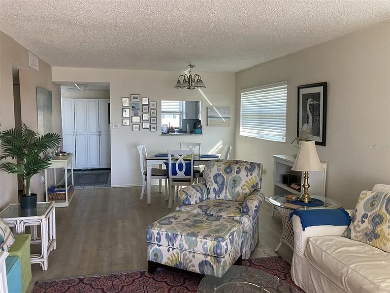 304 47th Avenue Dr W #307 — Photo 7