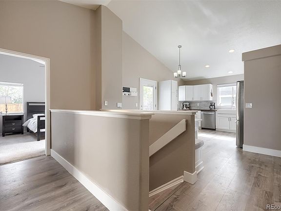 3rd image of 9831 Sydney Lane