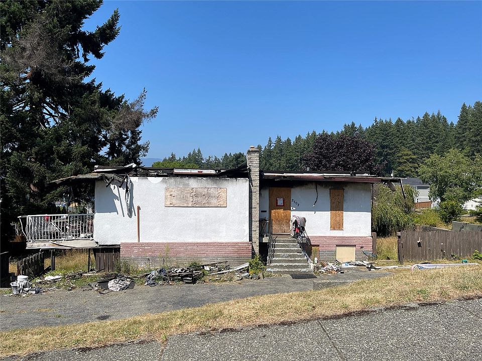 2nd image of 2502 16th Ave