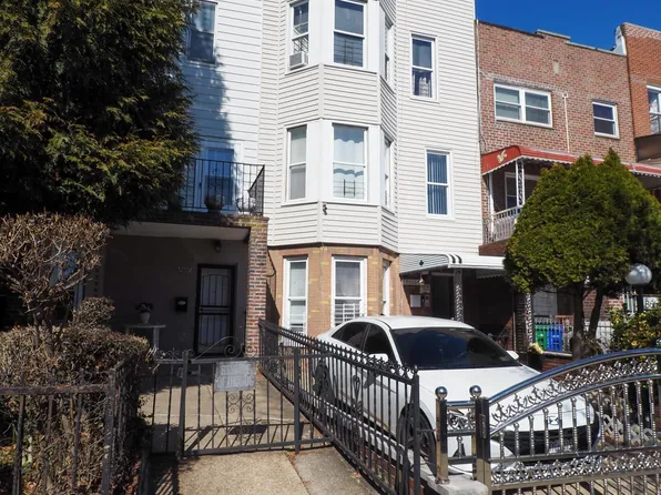 8666 17th Ave, Brooklyn, NY 11214