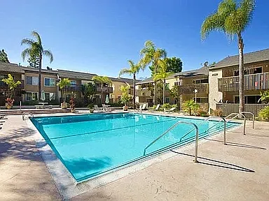 8529 Villa La Jolla Dr #C — Photo 14