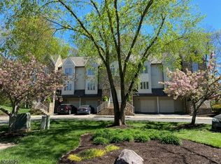 15 Starling Way, Berkeley Heights, NJ 07922