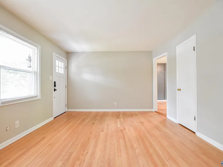 11021 Strong Dr SE — Photo 6