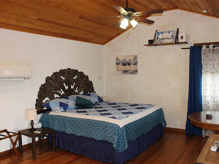 961 Buttercup Ln #2 — Photo 7