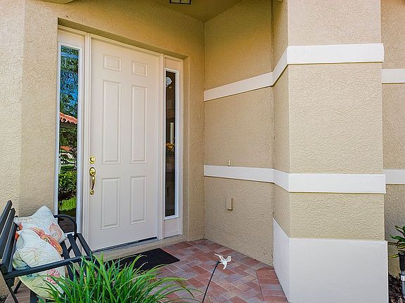5th image of 14520 Mirasol Manor Ct