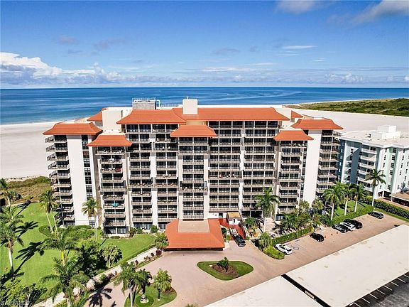 5th image of 180 Seaview CT #915