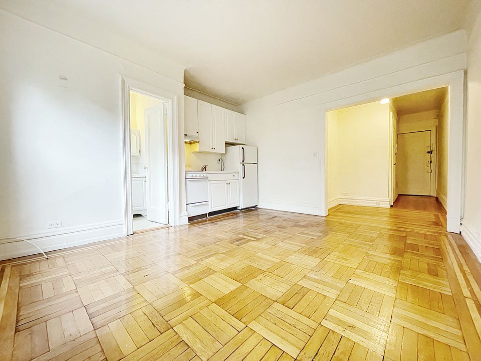 1st image of 111 W 16th St APT 4B