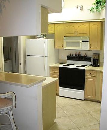 3rd image of 25181 Fairway Dunes Ct