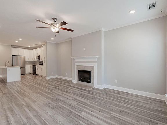 3rd image of 306 Alta Vista Ave Unit 6