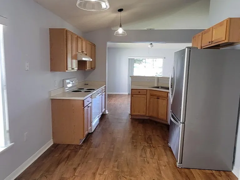 1832 Sorento Cir — Photo 4