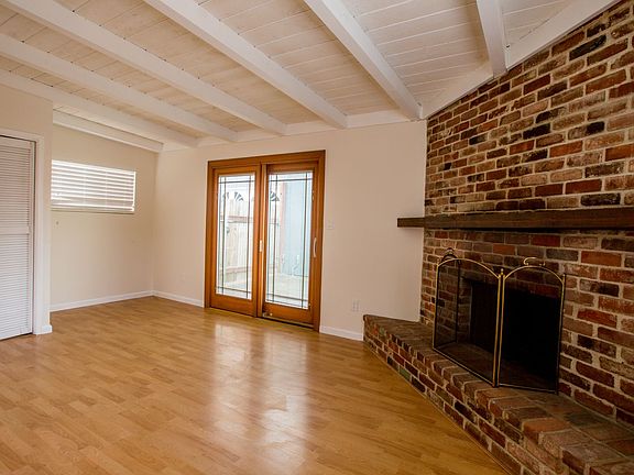 3rd image of 1466 Moreno St