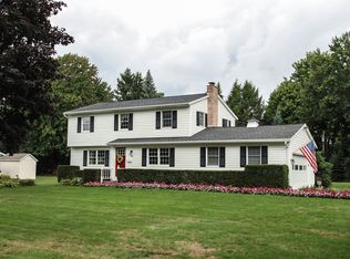 52 Wilelen Rd, Rochester, NY 14624