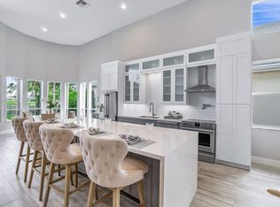 17185 Huntington Park Way, Boca Raton, FL 33496