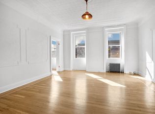95 1st Pl APT 3, Brooklyn, NY 11231