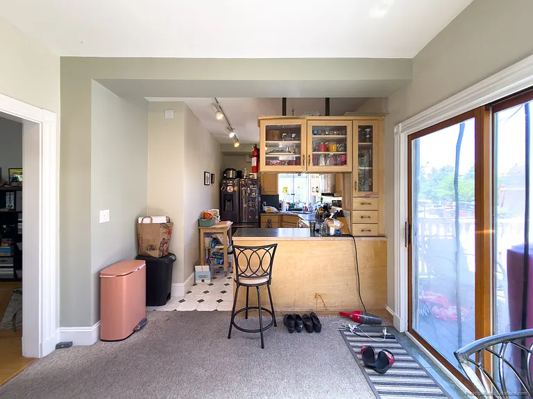 318 N Harvard St #1 — Photo 10