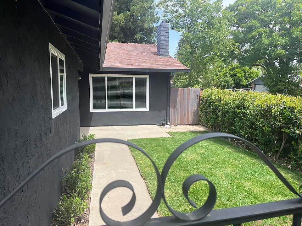 1st image of 2707 Cumberland Pl