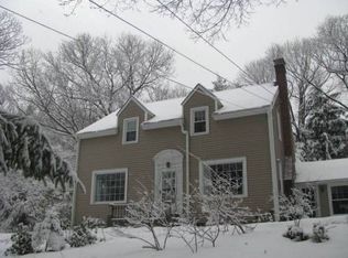 65 Cheshire Rd, Bethany, CT 06524