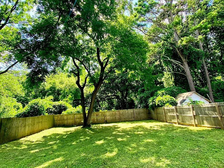 1369 Gault St SE — Photo 3