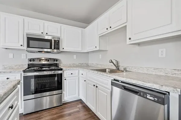 Quail Hill Apartments — Photo 1