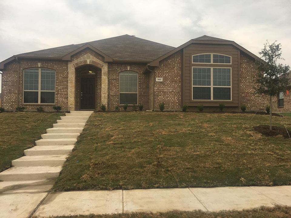 1st image of 305 Santo Dr