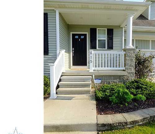 2nd image of 615 E Buteo Dr