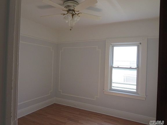 3rd image of 10705 120th St