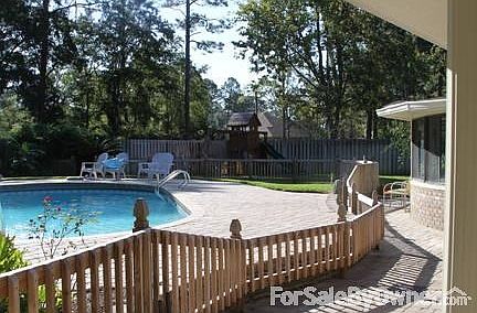 5th image of 701 Radcliff Ave