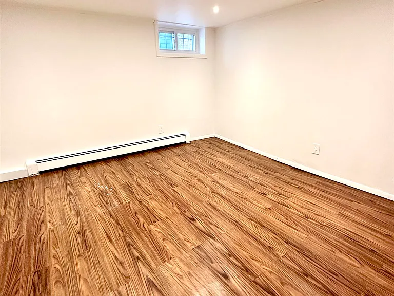 163 Jewett Ave #HOUSE — Photo 23
