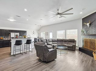 521 E Robin Ct #ID1056455P, Desoto, TX 75115