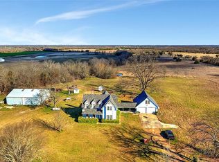 804 County Road 4440, Trenton, TX 75490