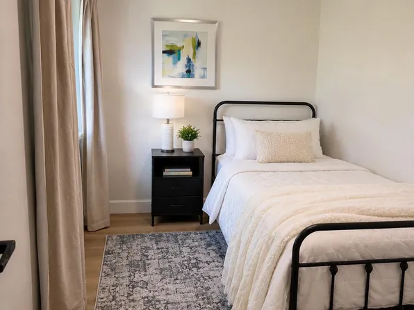 (undisclosed Address), Tacoma, WA 98444