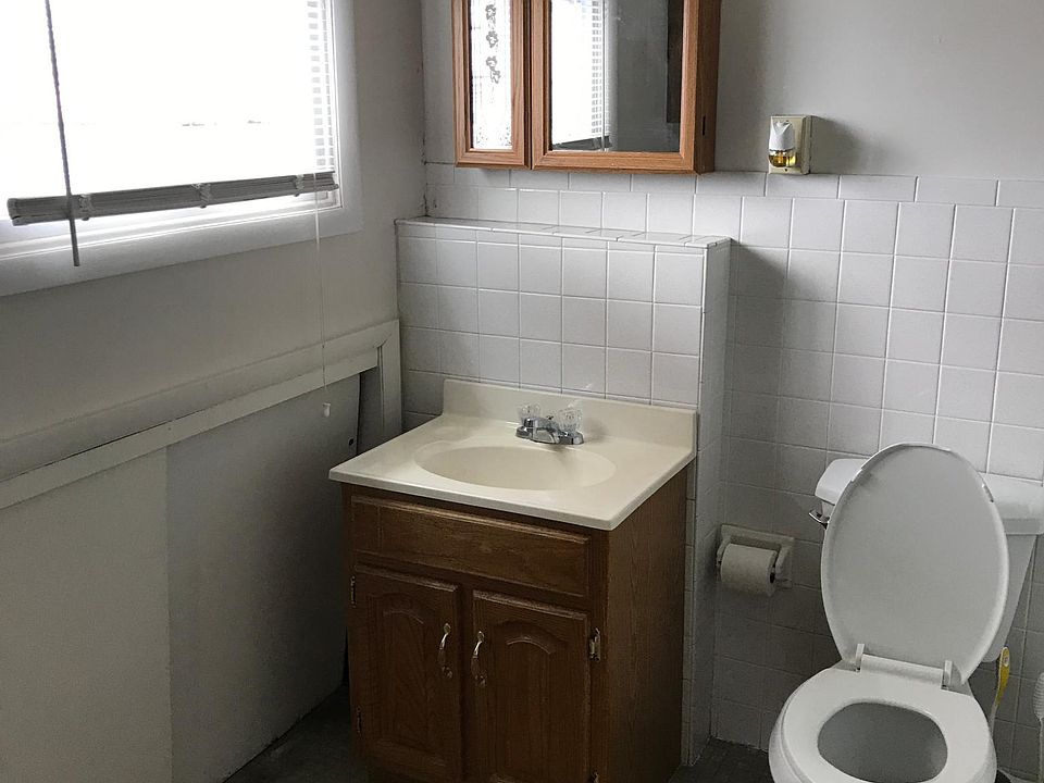 1st image of 331 Kenmore Ave APT 5