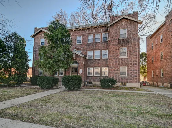 Arboretum Arms Apartments