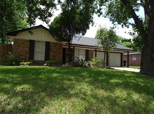 7003 Hendon Ln, Houston, TX 77074