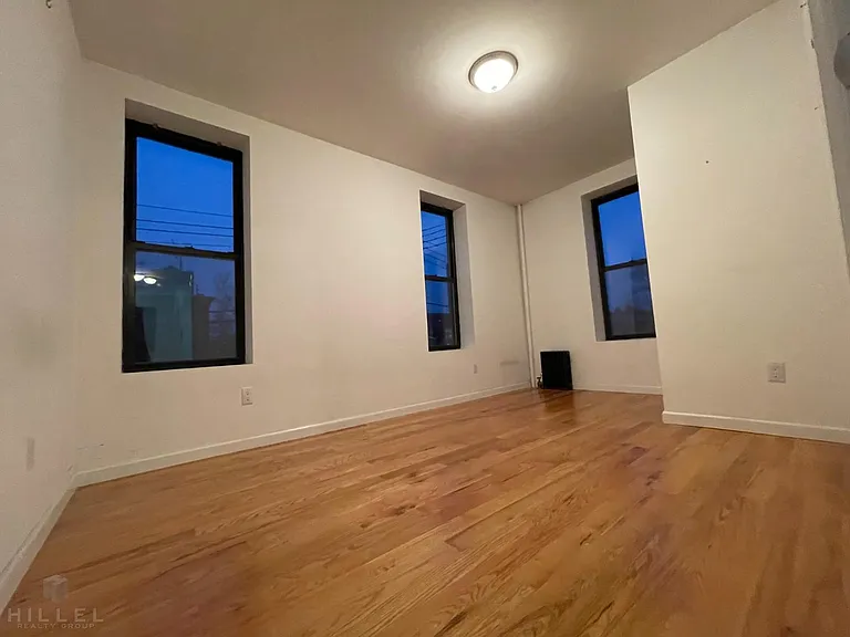 23-05 30th Ave #B3 — Photo 4