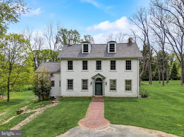 656 W Kings Hwy, Coatesville, PA 19320